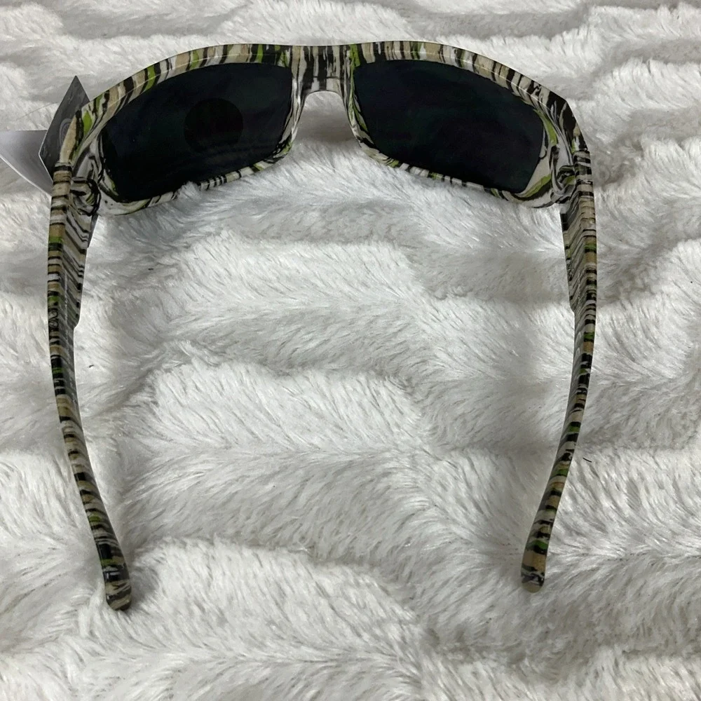 Realtree Original Camo Wraparound Shield Sunglasses Hunting Fishing NWT UV400